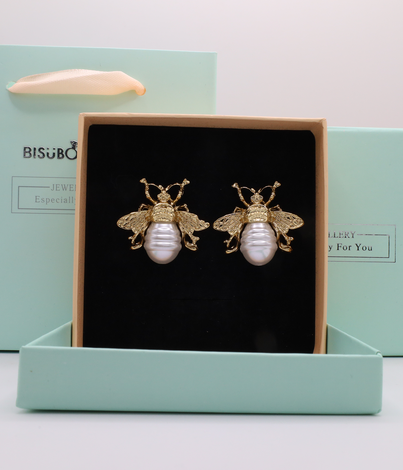 Pendientes bees